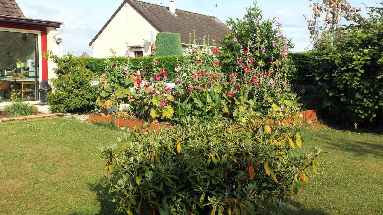 3 Chambres Privees Dans Un Jardin D'Hiver, Garage Voiture, Velos, Motos Tourville-sur-Arques المظهر الخارجي الصورة